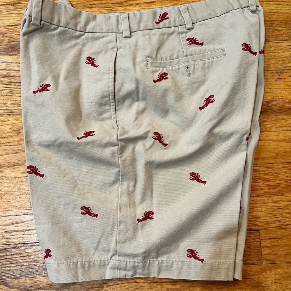 BROOKS BROTHERS EUC size 38 chino Bermuda shorts